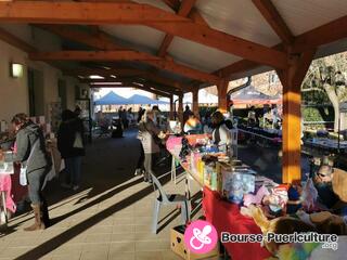 Photo de la bourse puericulture bourse aux jouets et marché de noël