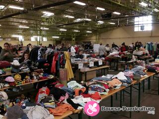 Photo de la bourse puericulture Bourse aux vêtements, matériel de puériculture et jouets