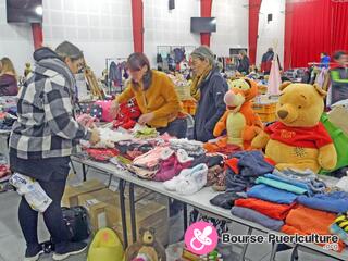 Photo de la bourse puericulture Vide chambre et foire à tout