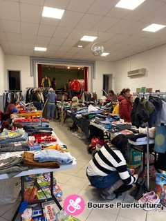 Photo de la bourse puericulture Vide dressing